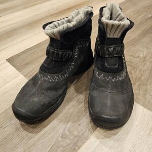 Columbia Women's 8 Winter Waterproof Bootie